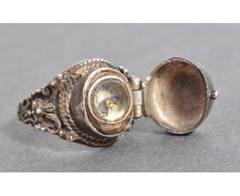 A rare original WWII Second World War MI9 issued&nbsp;' hidden ' compass ring. Comprising of an early 20th century silver 975