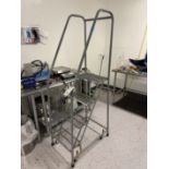 Rolling Step Ladder 4'