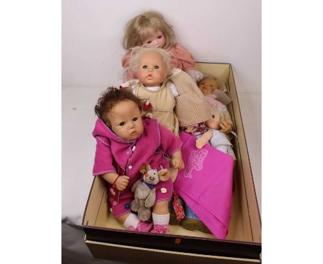 A collection of Gotz ceramic and resin dollsCondition report: Condition appears good throughout.