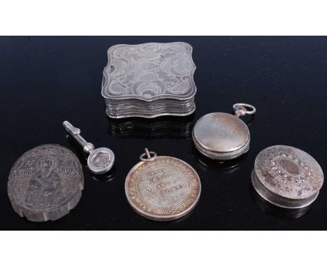 A Victorian cased ladies necessaire (scissors a/f) together with a silver snuff box, small silver hook, locket, etc