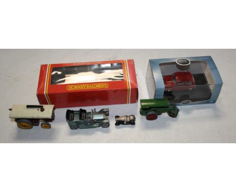 A collection of diecast model vehicles to include a Hornby 00 gauge model of a King George V steam engine (boxed)