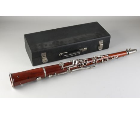 1970s Taragot wind instrument with certificate in three-piece cassette.&nbsp;Dimensions: 47 x 11 x 18 cm.&nbsp;In good condit