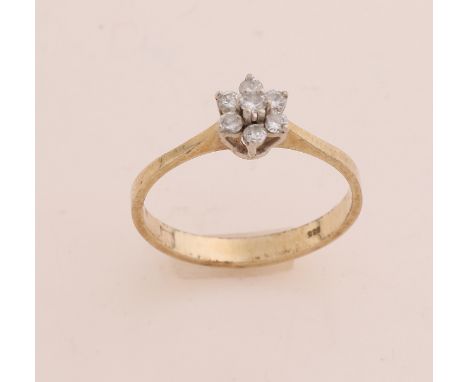 Yellow gold rosette ring, 585/000, with diamond.&nbsp;Rosette ring with a white gold setting case set with 7 brilliant cut di