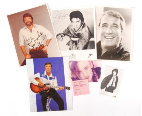 Singer / Songwriters; collection of assorted signed autographed photographs of British and American singer / songwriters. Com