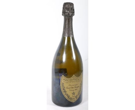 MOET ET CHANDON vintage 1993 Cuvee Dom Perignon champagne brut, 75cl 12.5% vol