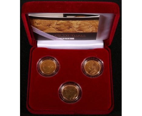 United Kingdom Victoria (1837-1901) sovereign portrait collection from the Royal Mint comprising three gold sovereigns 1872, 