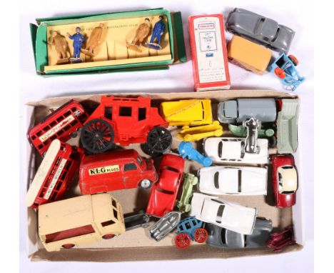 Dinky Toys O gauge miniature figures for model railways set No 4 - Engineering staff boxed, Corgi Toys Bedford Ca-van 'klg pl