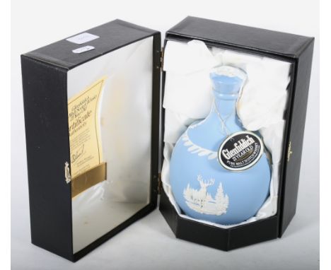 GLENFIDDICH 21 year old pure malt scotch whisky 70cl 43% bottled in a Wedgwood jasperware decanter, boxed with certificate of