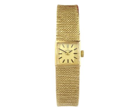 Omega 9ct gold ladies manual wind wristwatch, Birmingham 1973 