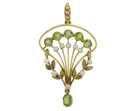 Edwardian oval peridot and split pearl pendant, stamped 15ct
