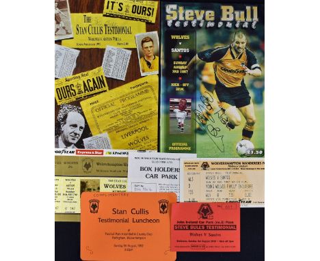 1997 Wolverhampton Wanderers v Santos, Steve Bull testimonial match programme, hand signed to the cover by Steve Bull + match