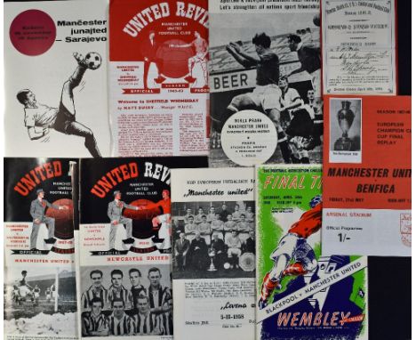 Collection of Manchester Utd items of interest to collectors all are reprints of excellent quality and include match programm