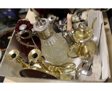 A BOX OF METALWARE ETC TO INCLUDE A CLARET JUG, HIP FLASK, CANDLESTICKS ETC