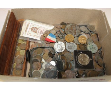 A COLLECTION OF VINTAGE COINS, BANK NOTES & MEDALS