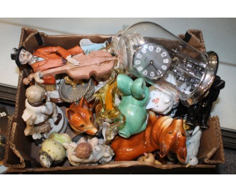 A BOX OF ASSORTED FIGURES ETC TO INCLUDE WADE + A MANTEL CLOCK