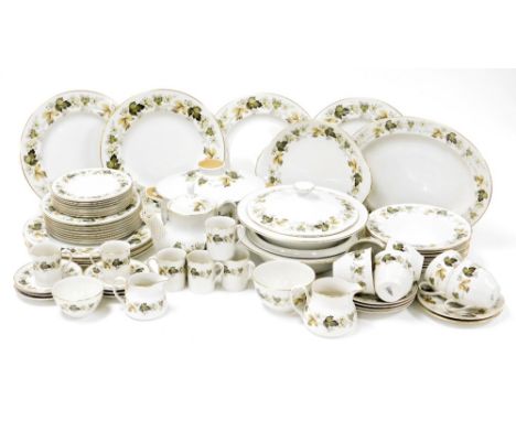 A Royal Doulton Larchmont pattern part dinner, tea and coffee service, comprising casserole dish and cover, pair of vegetable