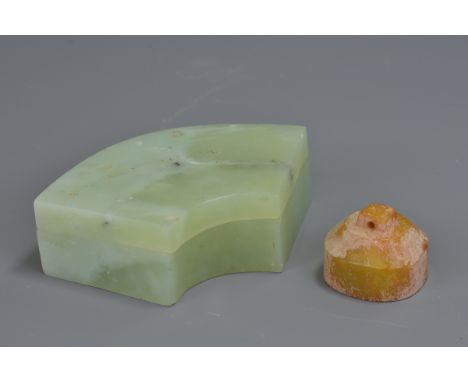 A Chinese early 20th century jade box and cover together with a jade seal. 7.5cm length jade box. (2)