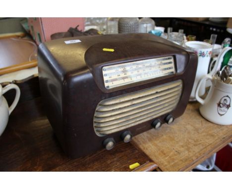 A Philco Bakelite radio, sold as collector's item 