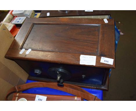 A wooden cased vintage wireless set