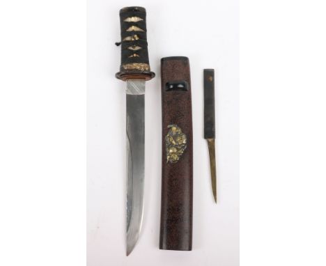 Japanese Dagger Tanto, blade 20.3cms signed Kawishige, hira zukuri, gunome hammon, habaki covered with silver foil, tape boun