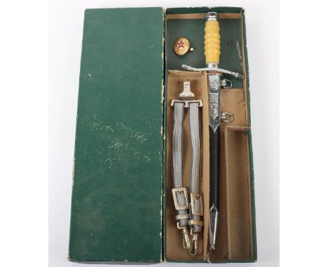 East German D.D.R Army Officers Dress Dagger, fine example of a mint un-issued East German army officers dress dagger housed 