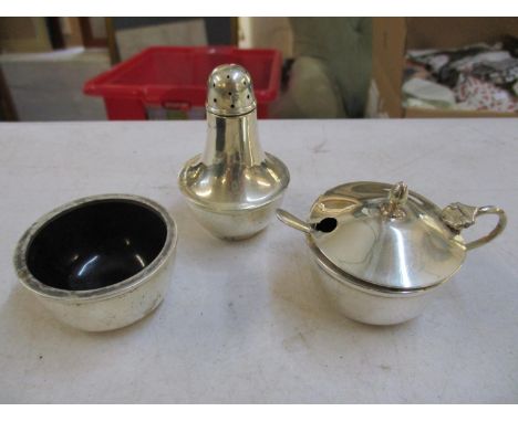 A 20th century silver cruet set by J Collyer LtdLocation: CAB 