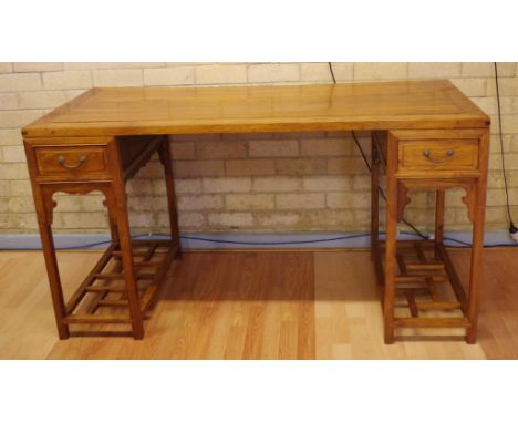 Chinese huang huali doctor's desk with removable top supported by a pedestal base, each side with a drawer and lower shelf, 1