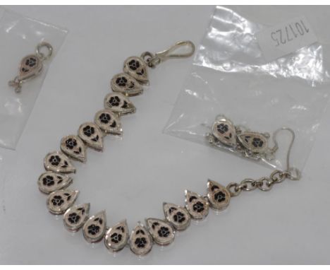 Silver & enamel bracelet, pendant & earring set with matching flower decoration