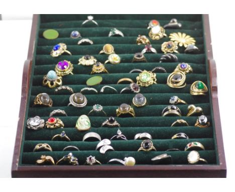 Tray of assorted vintage costume jewellery rings including sterling silver