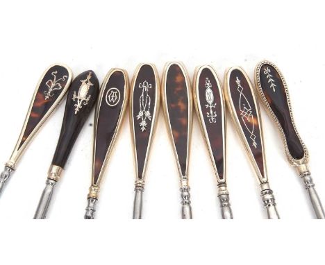 Group of seven early 20th Century silver and tortoiseshell handled button hooks (steel hooks), various dates and makers toget