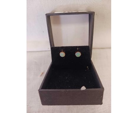 A PAIR OF OPAL EAR STUDS SET IN 14ct GOLD (BOXED)