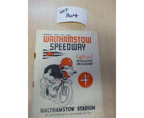 Speedway : Walthamstow v New Cross 13.9.1934 sl. r/staples, super condition, super rare iconic cover.