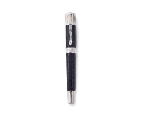 MONTBLANC, WRITERS EDITION, MARK TWAIN A LIMITED EDITION FOUNTAIN PEN, NO. 08749/12000, 2010 Cap and Barrel: Navy blue resin 