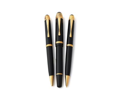 MONTBLANC, WRITERS EDITION, VOLTAIRE A LIMITED EDITION THREE PEN SET, FOUNTAIN PEN NO. 04578/20000, BALLPOINT PEN NO. 04578/1