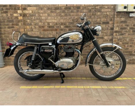 A great example of the classic BSA Thunderbolt. Built at BSA's Small Heath factory in Birmingham from 1962 to 1972A65 engine,