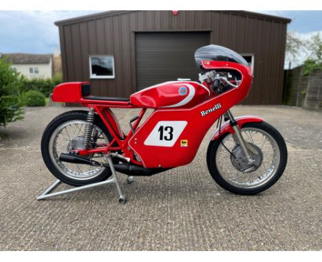 Superbly crafted 'Benelli 2C' Race Replica.   Built between 1974 and 1976 by Benelli to compete with the Japanese lightweight