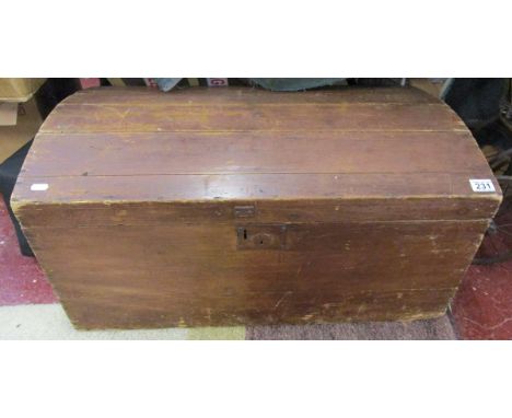 Dome top trunk