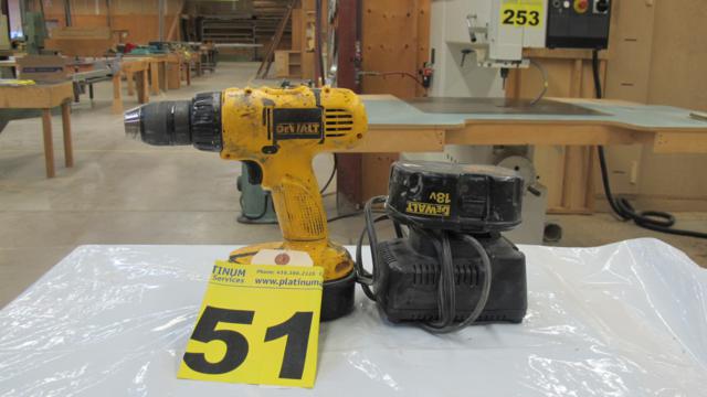 DEWALT, DW959, 18 VOLT, CORDLESS DRILL WITH SPARE BATTERY AND CHARGER