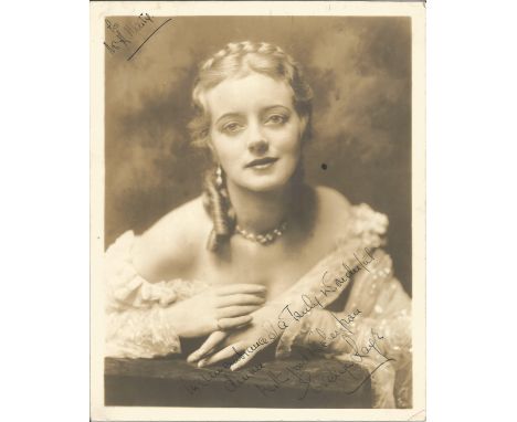 Evelyn Laye signed 10x 8 vintage sepia photo, dedicated In remembrance of a truly wonderful dinner. English actress who was a