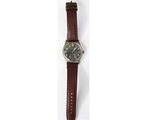 DH marked Buren wristwatch. Serial D 24394 H. Plated case, almost all plating worn away, pitting to underlying brass, 33mm wi