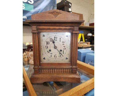 Kienzle Mantle Clock of Architectural Form. Clovers noted to each corner of the face. Height: 31.5cm 