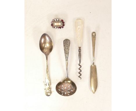 A Small Collection of Silver and Plated items to include Silver small spoon, EPNS Butter Spreader, Plated Pierced Sifter, Mot