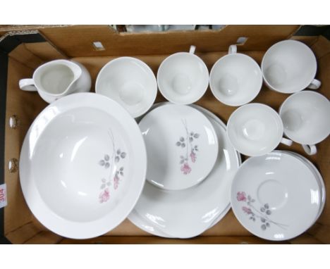 Royal Doulton Pillar Rose tea and dinnerware items to include 6 saucers, dinner plate, cake plate, 6 side plates, fruit bowl,