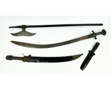 EDGED WEAPONS, including a WW2 American paratroopers M3 combat knife with original sheaf and a WW1 Imperial Russian 1916 arti
