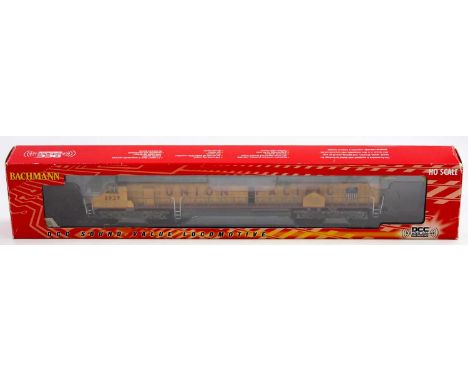 A Bachmann DCC sound value on board No. 65102 Union Pacific EMD DD40AX Centennial locomotive No. 6929, housed in the original