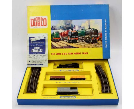 Hornby Dublo No.2008 2-rail 0-6-0 tank goods set, appears complete comprising of No.31337 Tank Locomotive, sand wagon, open w