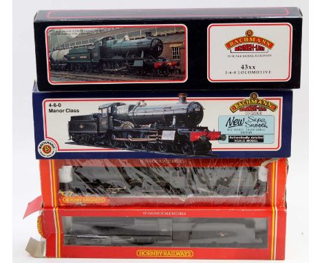 One tray containing five various boxed Hornby and Bachmann 00 gauge locomotives to include a Bachmann Manor Class Broom Manor