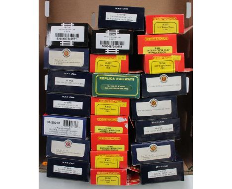 24 boxed 00 gauge wagons and rolling stock by Bachmann, Hornby Railways and Kernow Model Railway Centre, all housed in origin