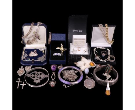 A quantity of vintage to contemporary silver and white metal jewellery including a 1990s boxed Hamilton &amp; Inches of Edinb