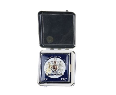A QEII 1977 silver jubilee enamelled car badge